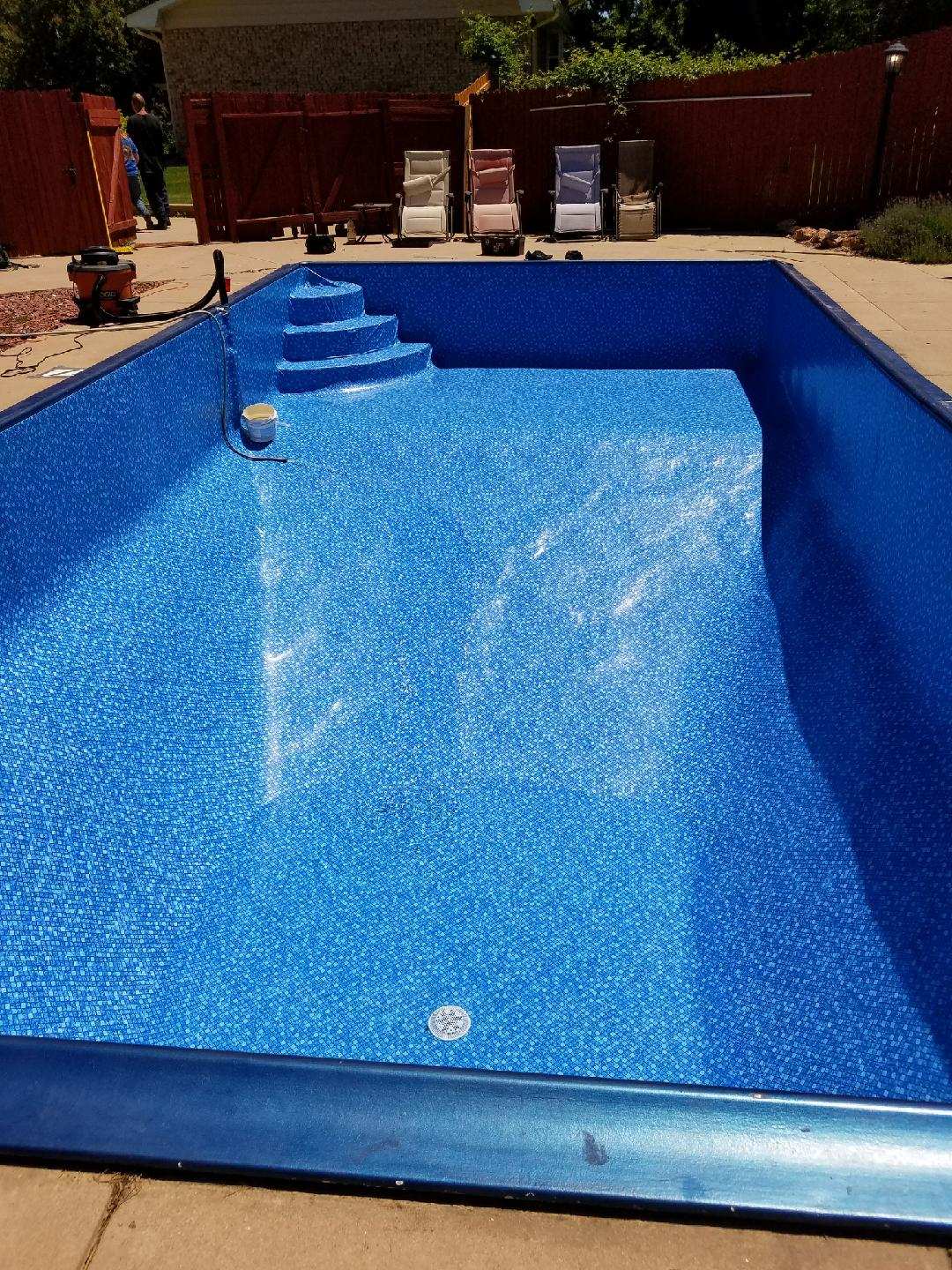 Vinyl liner pool installation